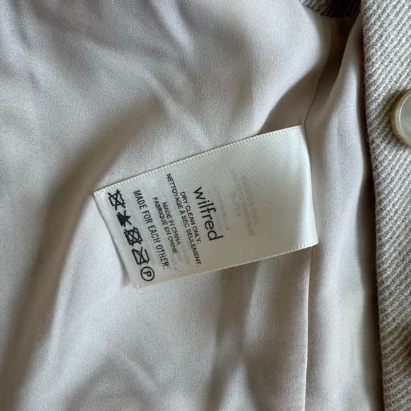 Aritzia Wilfred Desire Vest - Picture 11 of 12